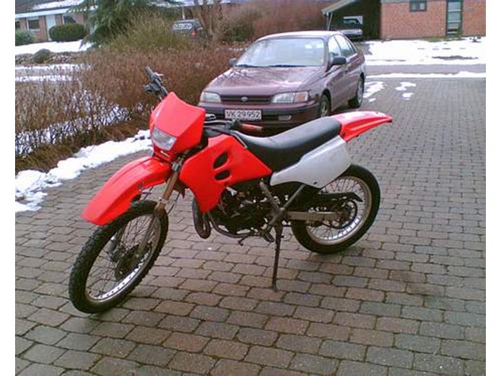 {{currentPhoto.altText}} billede {{currentPhoto.number}}