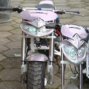 Suzuki street magic solgt