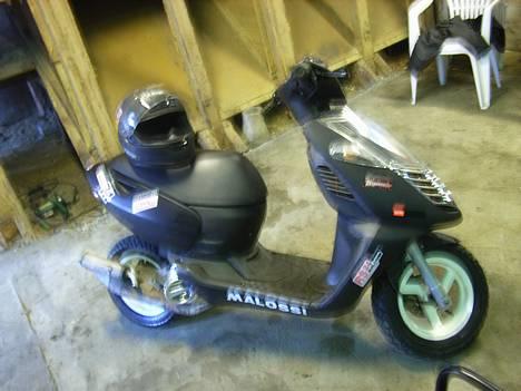 Aprilia sonic !!!!! DØD !!!!! - højre side... billede 5