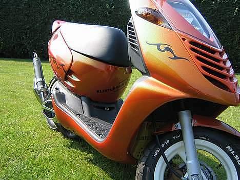 Aprilia sonic SOLGT billede 5