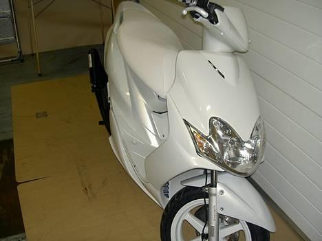 Yamaha Jog R - Hvid - solgt - Den er færdig!! billede 1