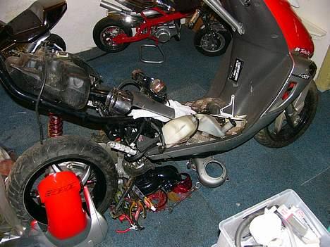 Aprilia SR 50 byttet til Madass - en god omgang vedligeholdelse og måske lidt extra styling billede 12