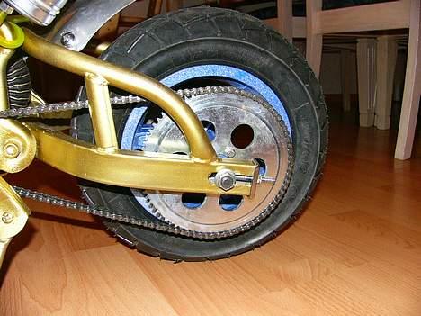 MiniBike SJGM-200 - bagtandhjul fra en devilsbike billede 8