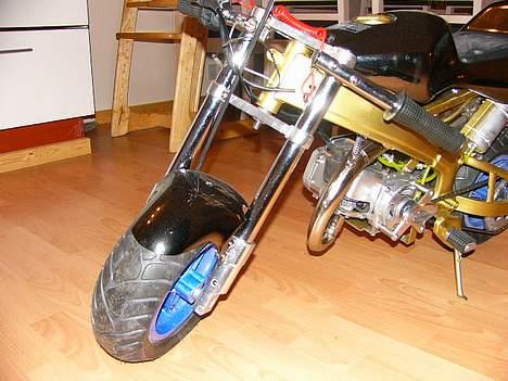 MiniBike SJGM-200 - komplet forgaffel fra devilsbike, så monterer nok dobbelt skivebremse foran billede 11