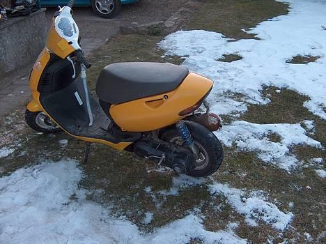 Aprilia Sonic [SOLGT] - Billeder taget den 26  febuar 2006 billede 5