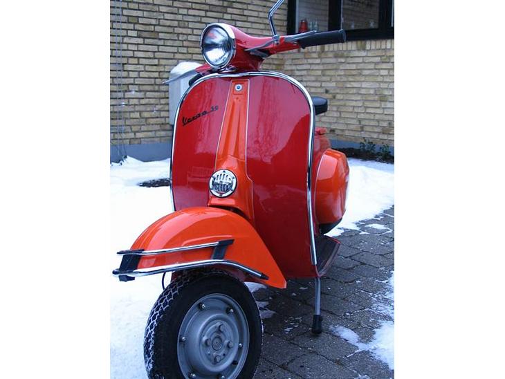 {{currentPhoto.altText}} billede {{currentPhoto.number}}