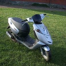 Aprilia sonic