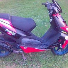 Aprilia Dietch ( SOLGT )