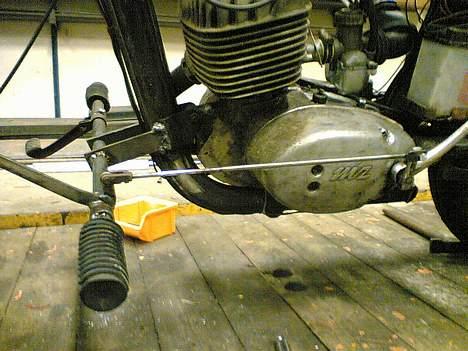 Veteraner Mzér chopper - Så kan man skifte ger billede 7