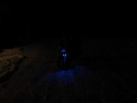 Aprilia Sonic solgt - Ja så fik jeg monteret GP grill og to blå Neon rør på 10cm pr. stk. bare rolig der kommer flere... billede 18