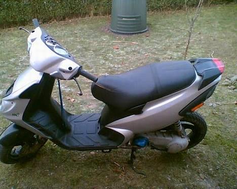 Piaggio NRG mc3  ( SOLGT ) - Nyeste billeder billede 3