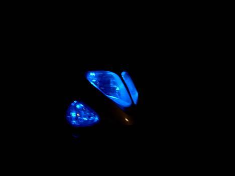 PGO Dr. BIG (solgt) - 4 blå dioder i forlygten og High power blue pæresæt i sidelygterne. billede 12