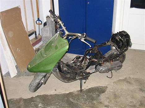 Yamaha JOG FS *SOLGT* billede 1