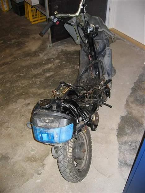 Yamaha JOG FS *SOLGT* billede 4