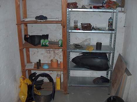 Aprilia Sonic [SOLGT] - Et billeder af den ene endevæg i min "værksted" med ALT mulig billede 12