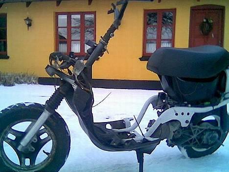 Yamaha jog as  samlet motor :P billede 6