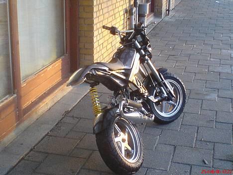 Suzuki Street Magic (solgt 9750) billede 1