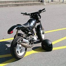 Suzuki <<< Street ((SOLGT))>>>