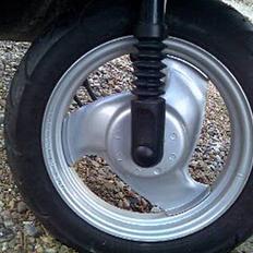 Yamaha Jog as "TEAM HOT'N'SØD"