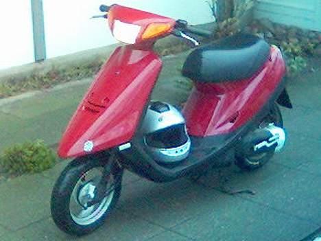 Yamaha jog solgt billede 5