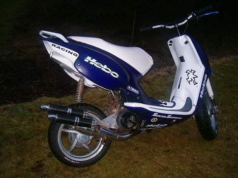 Aprilia Rally / Sr 50/ SOLGT !  - Brummer Satme godt med den Ixil Twin :D billede 1