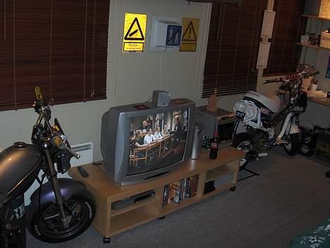 Yamaha Jog LC-LYHNET- solgt - vinterhi! billede 8