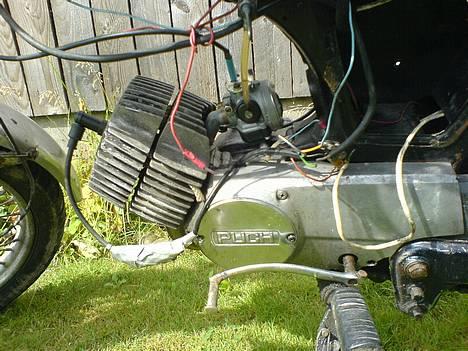 Puch Monza 3g. - 140km/t. (Stor tandhjul) 70km/t.(lille tandhjul) men kan så gå på baghjul!!:P(filtret men effektiv) billede 5