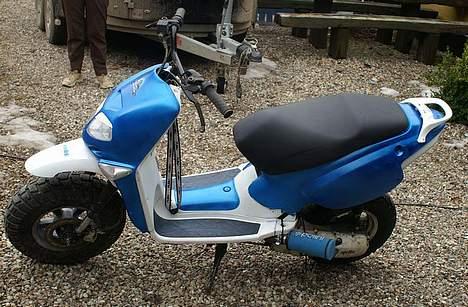 Aprilia rally TIL SALG!!  - ska lige ha malet det vario skjold... billede 9