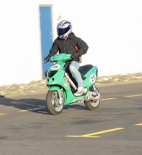 Piaggio Nrg Lc @ Evo - Solgt  - 3/4 - 07 Stort set klar til scootercup billede 15