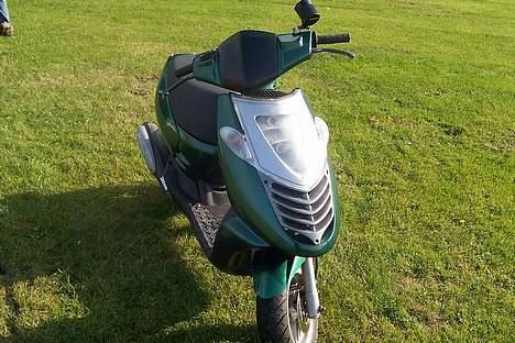 Aprilia sonic SOLGT billede 9