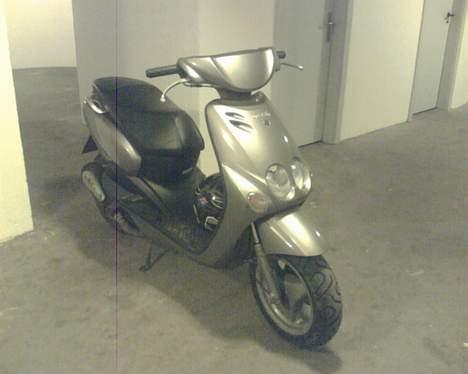 Yamaha neos billede 4