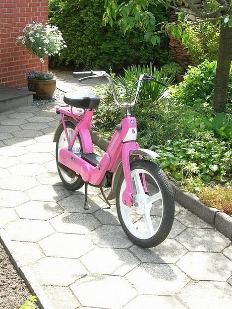 Vespa Ciao Projekt færdigt :) - Efter maling og projekt færdig hva sir i :D billede 1