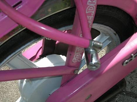 Vespa Ciao Projekt færdigt :) - Tjaaah.. lyserød lås :P? billede 7