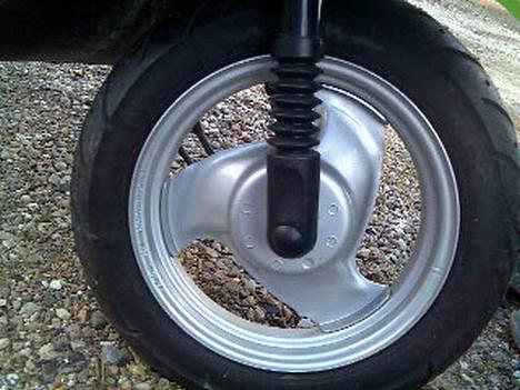 Yamaha Jog as "TEAM HOT'N'SØD" billede 2