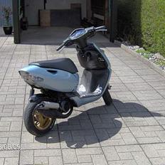Aprilia Sonic [ SOLGT ]