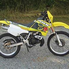 Suzuki RMX (SOLGT)