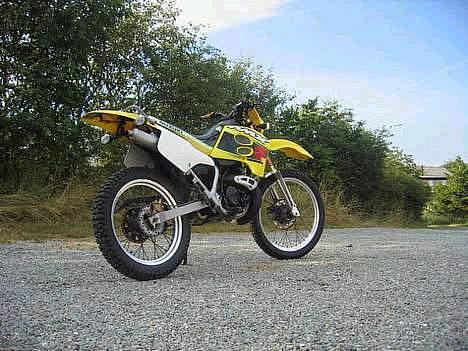 Suzuki RMX (SOLGT) billede 4