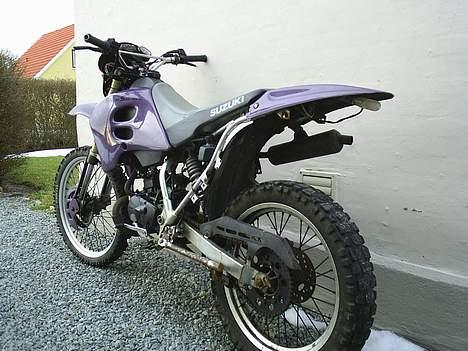 Suzuki RMX // SOLGT ! billede 4