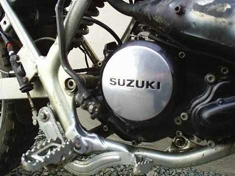 Suzuki RMX // SOLGT ! billede 7