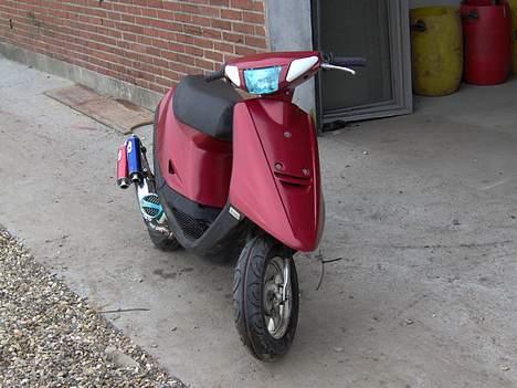 Yamaha jog  (solgt) billede 1