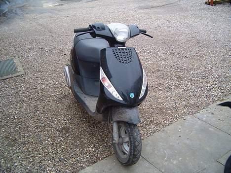 Piaggio New Zip byttet - min zip før den blev malet billede 2