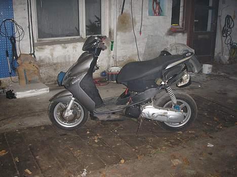 Yamaha Jog R 50cc SOLGT billede 14