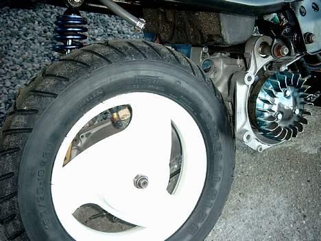 Yamaha Jog # SOLGT FOR 9500 ,- - Totalt lækkert med hvide fælge !  billede 6