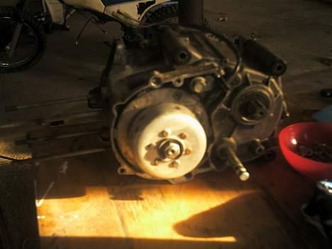 Yamaha pw 80 $ projekt $ - og motoren indeni :p billede 3