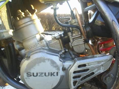Suzuki RM 85 ( SOLGT ) billede 12