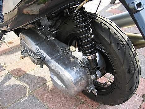 Yamaha Jog FS - SOLGT billede 5