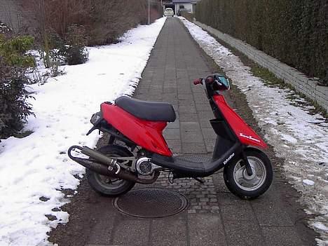 Yamaha jog Solgt billede 1