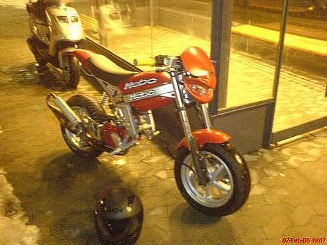 Suzuki Street Magic *SOLGT* billede 3