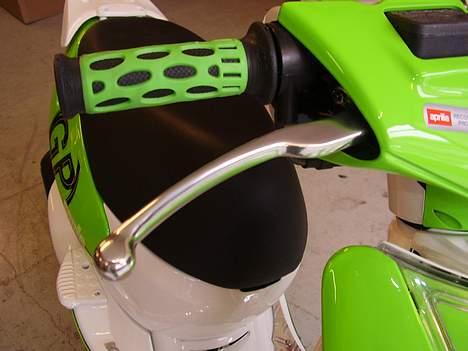 Aprilia Sonic - Højglanspoleret grebklinger billede 11