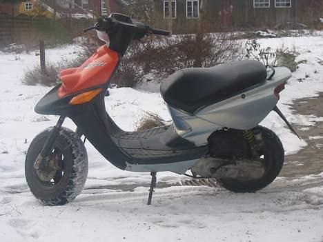 Yamaha Bws/Spy (Solgt) billede 5